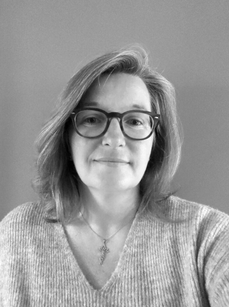 Assistance informatique secteur Val d'Oingt - Nelly PARA gérante de Clikadom.